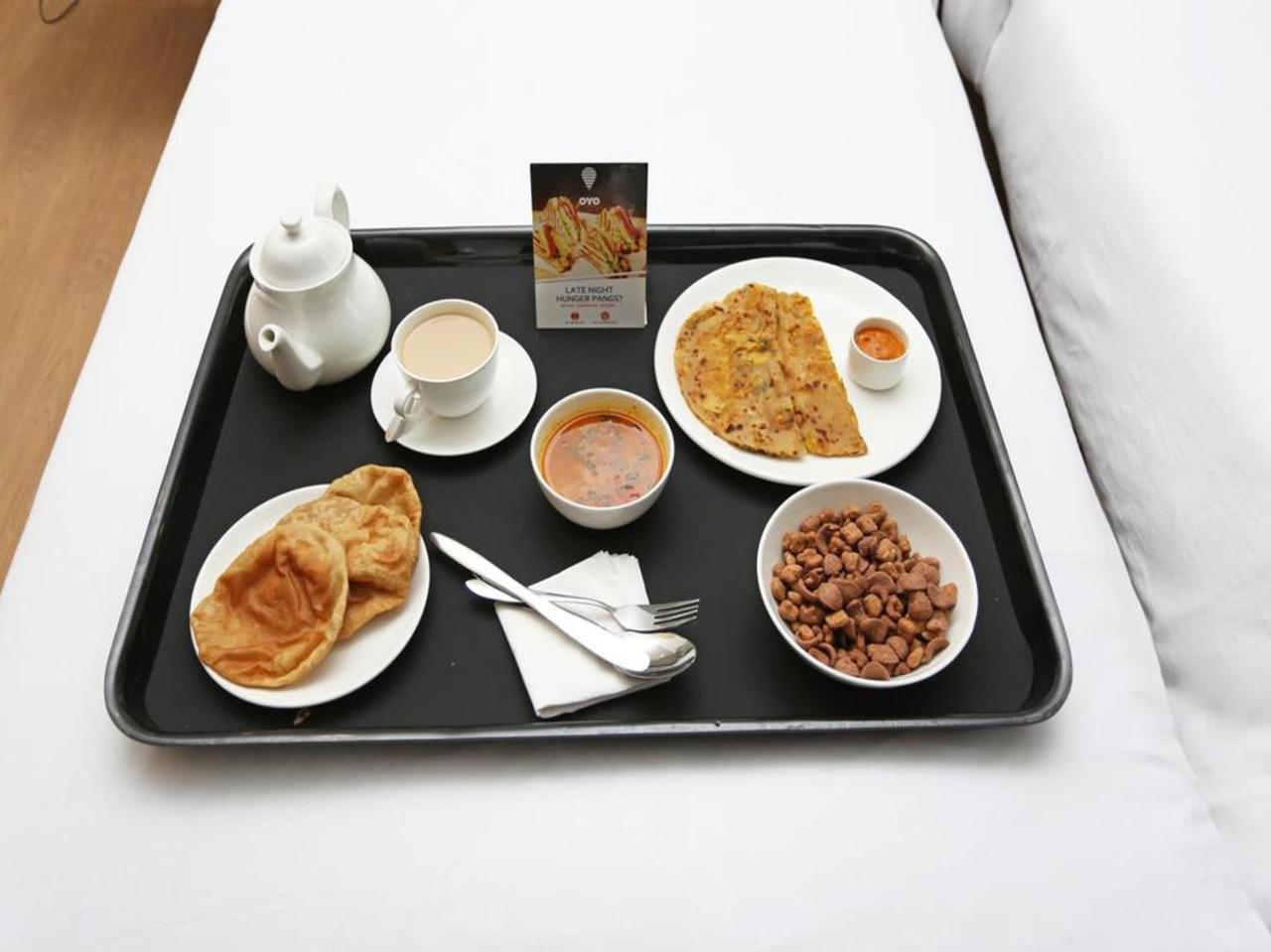 Oyo 15115 Hotel Ramcharan Residency Tirupati Luaran gambar